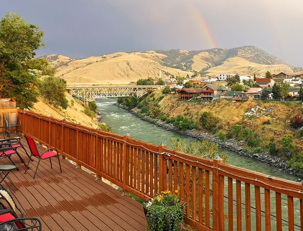 Yellowstone Riverside Cottages hotel detail image 2