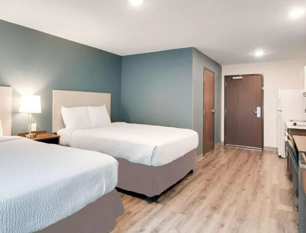 WoodSpring Suites Lake Jackson hotel detail image 4