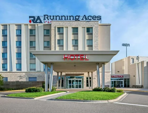 Running Aces Hotel & Casino, Trademark Collection by Wyndham hotel detail image 1