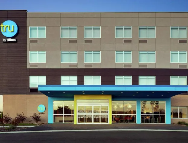 Tru By Hilton Milwaukee Brookfield hotel detail image 1