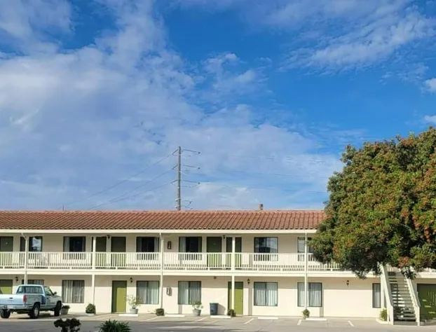 Soledad Motel 8 hotel detail image 4