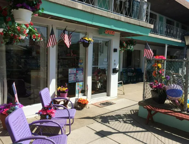 Crystal Sands Motel hotel detail image 2