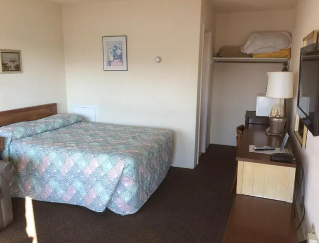 Crystal Sands Motel hotel detail image 3