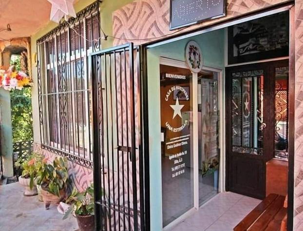 Una Estrella Casa de Huéspedes hotel detail image 2