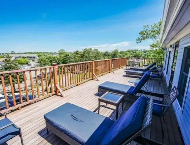 Harbor Landing Resort hotel detail image 1