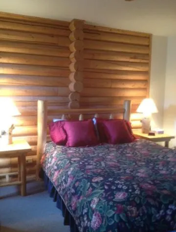 Inn on the Beartooth hotel detail image 3