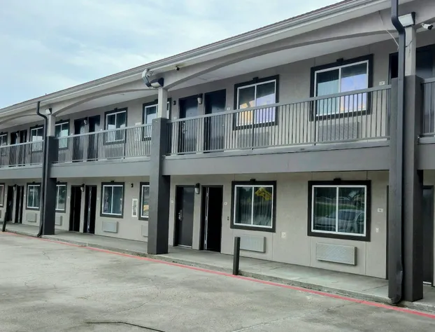 Scottish Inns and Suites East Sam Houston Pkwy hotel detail image 1