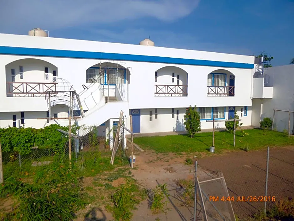 Hotel y Suites Del Paci­fico hotel hero