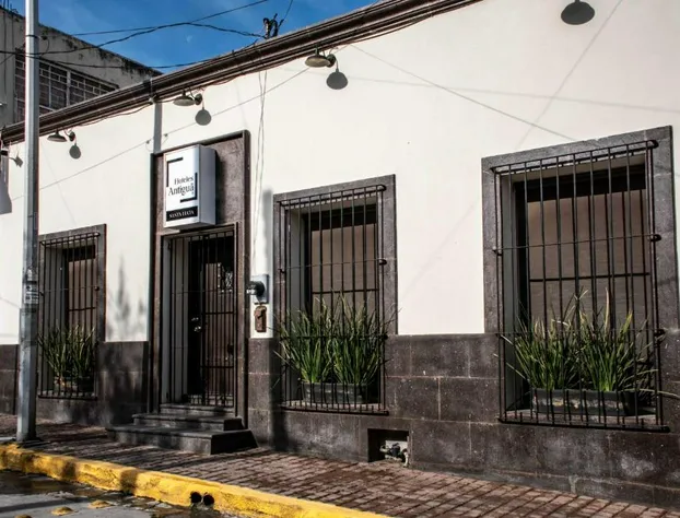 Hoteles ANTIGUA - SANTA LUCIA MTY hotel detail image 1