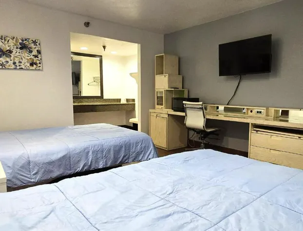 Century Motel Buena Park Anaheim I-5 hotel detail image 4