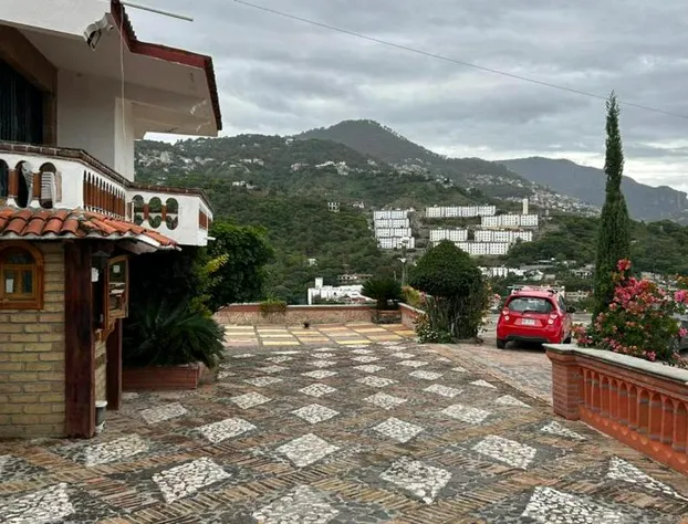 Hotel Colonial hotel detail image 1