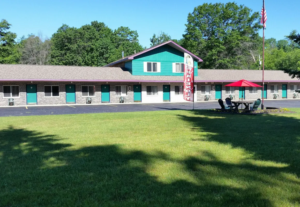 North Winds Lodge hotel hero