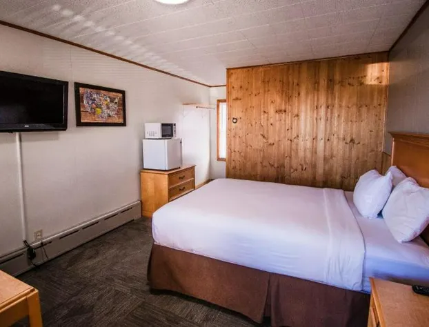 Superior Motel & Suites hotel detail image 3