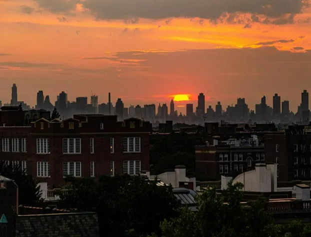 Elmhurst Hotel hotel detail image 3