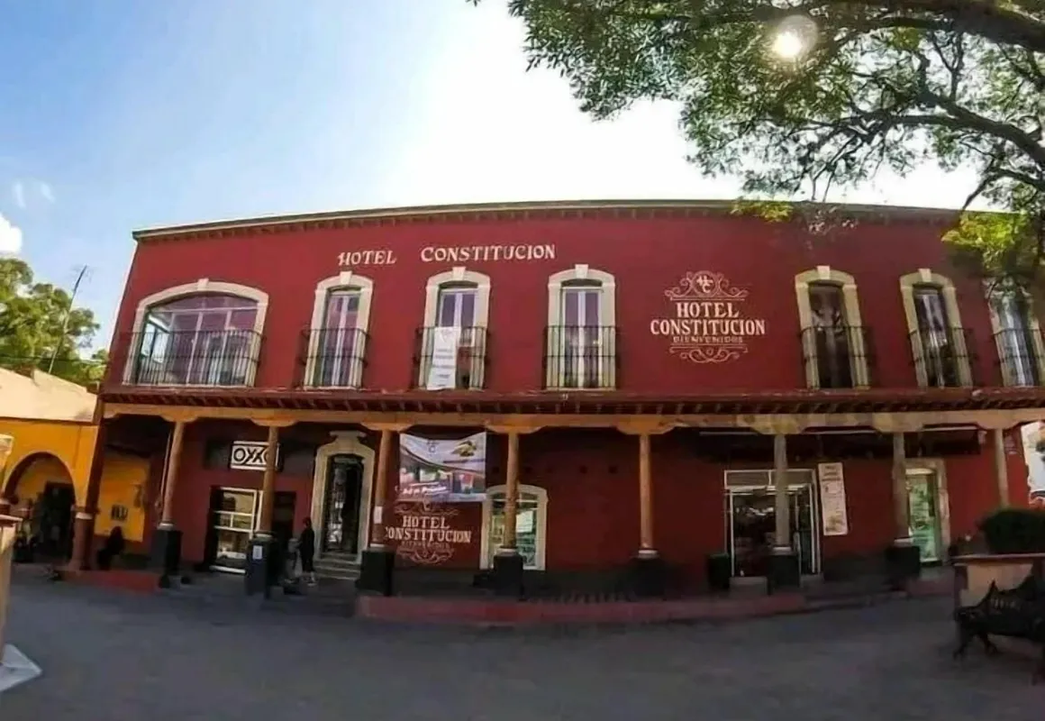 Hotel Constitución hotel hero