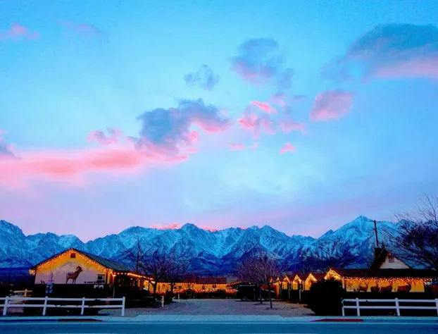 Mt Williamson Motel and Basecamp hotel detail image 1
