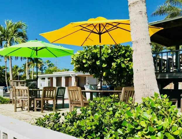 Harborside Motel & Marina hotel detail image 2