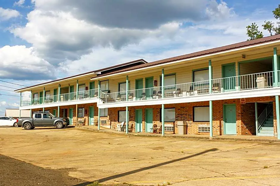 Toledo Town Inn hotel hero