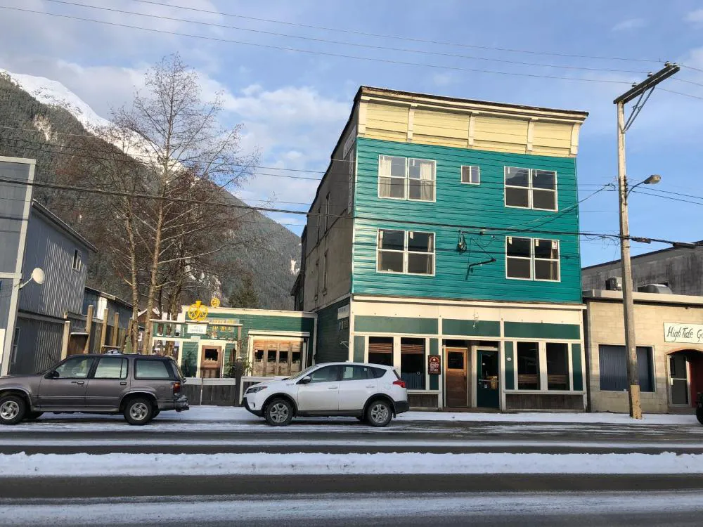 Historic Hotel Bayview hotel hero