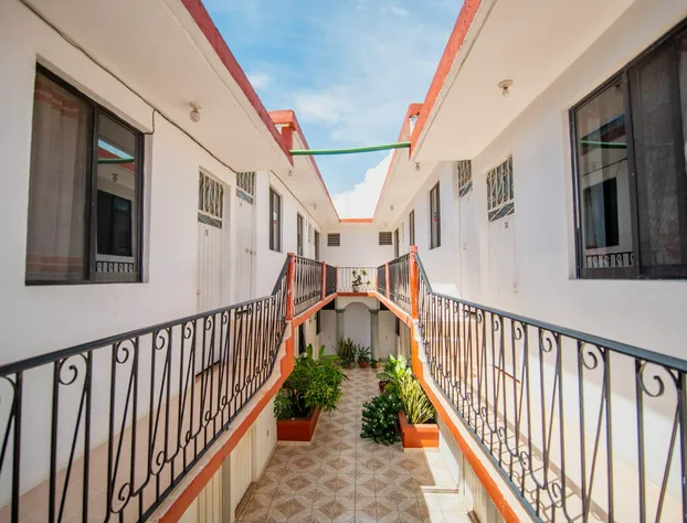 Oyo Hotel Arena Surf hotel detail image 1