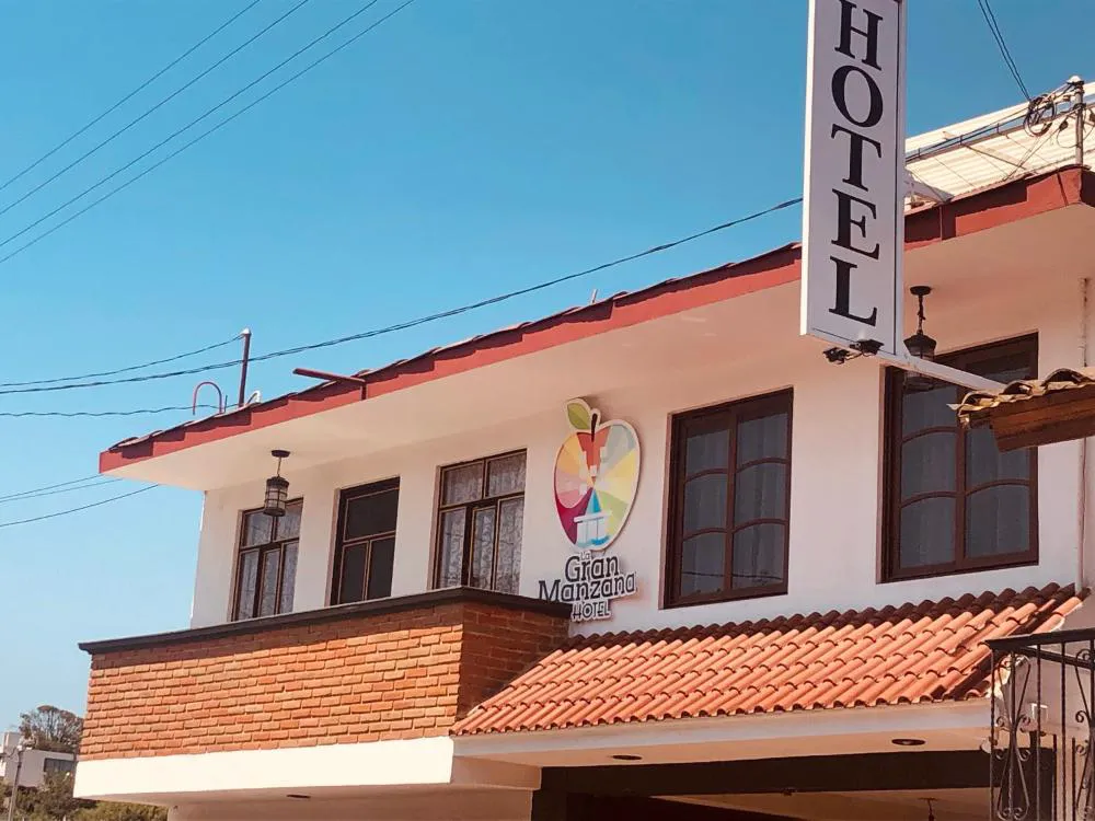 Hotel Gran Manzana hotel hero