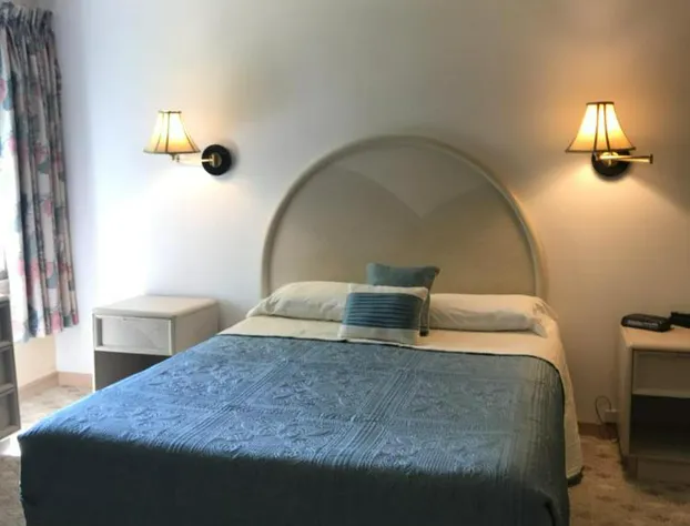 Cape Harbor Motor Inn hotel detail image 3