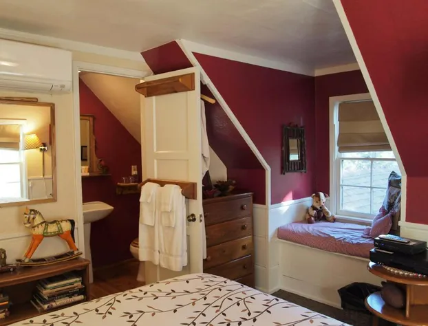 Strawberry Creek Inn hotel detail image 4