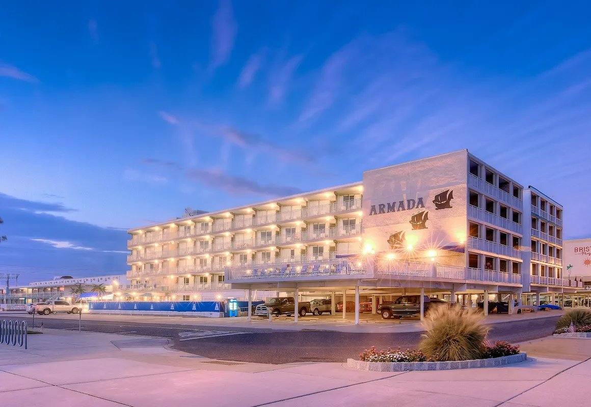 Armada By-the-Sea hotel hero