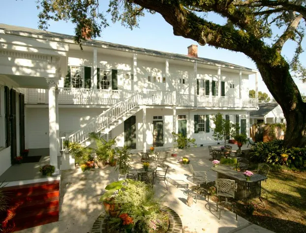 Ashton's Bed and Breakfast hotel detail image 4