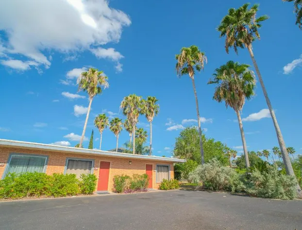 Vali Ho Motel By OYO Weslaco Mercedes hotel detail image 1