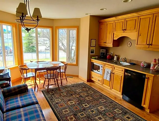 The Poplar Inn hotel detail image 3