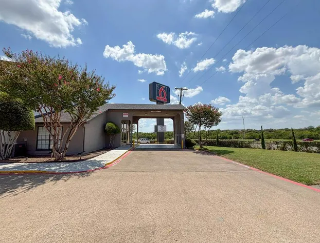Studio 6 Suites – Mesquite, TX – Gross Rd. hotel detail image 4