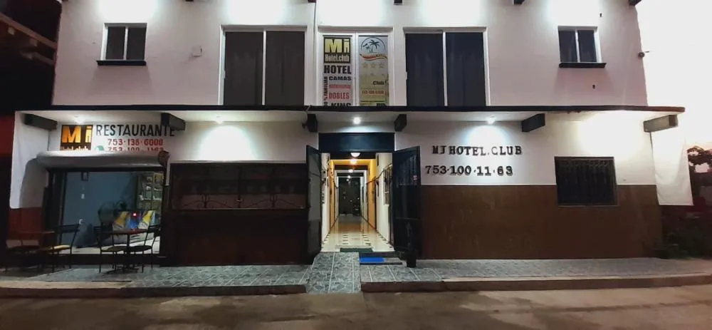 Mi Hotel Club hotel hero