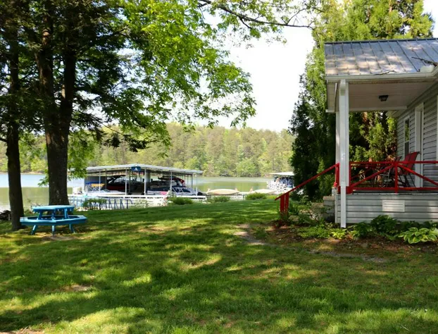 Boundary Waters Resort & Marina hotel detail image 4