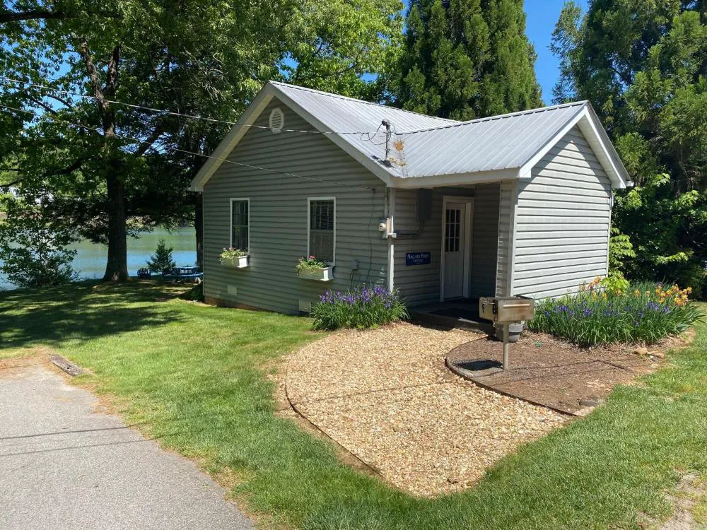 Boundary Waters Resort & Marina hotel hero