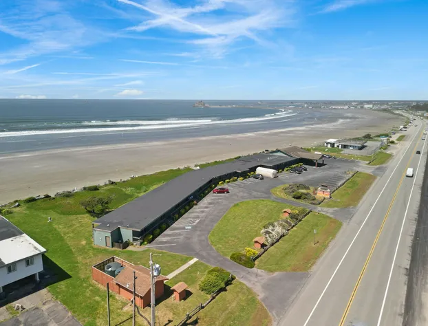 Crescent Beach Motel hotel detail image 2