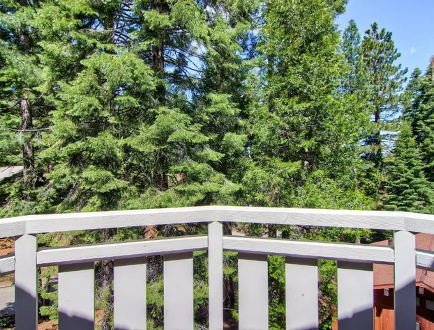 Ahwahnichi Lodge hotel detail image 3