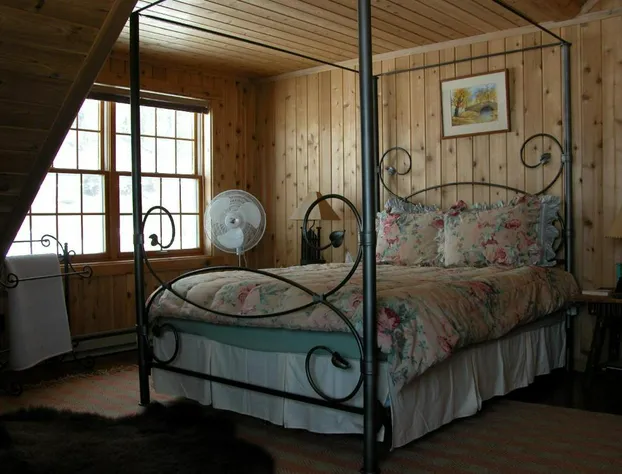 Montana Spirit Guest Lodge hotel detail image 4