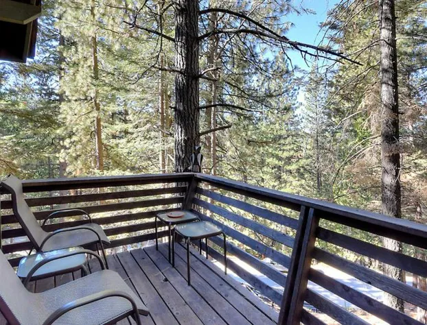 Hawks Nest Lodge hotel detail image 1