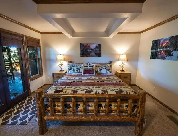 Four Seasons hotel detail image 4