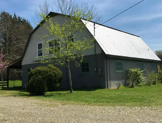 Full Circle Farm Inn hotel detail image 1