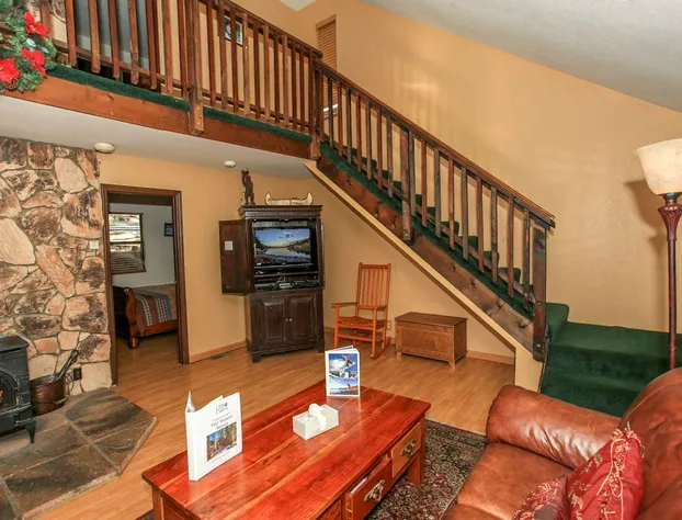 Four Seasons Retreat hotel detail image 1