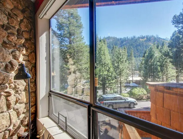 Christy Lane Condo hotel detail image 3