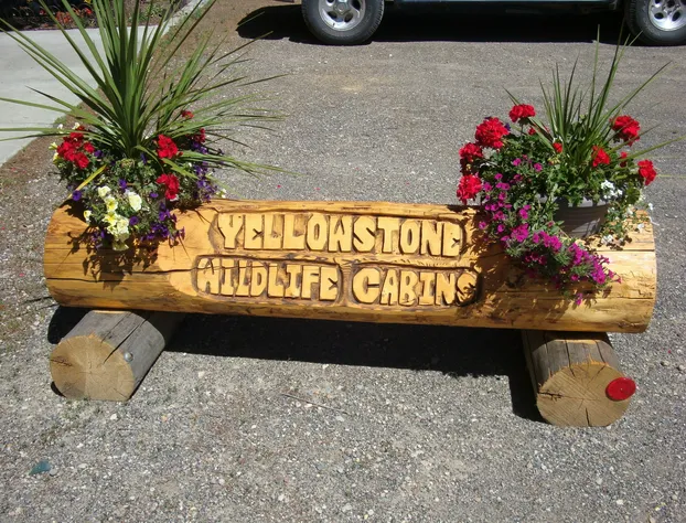 Yellowstone Wildlife Cabins hotel detail image 3