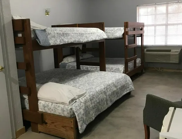 Arrowhead Point Lodge & Campground hotel detail image 4