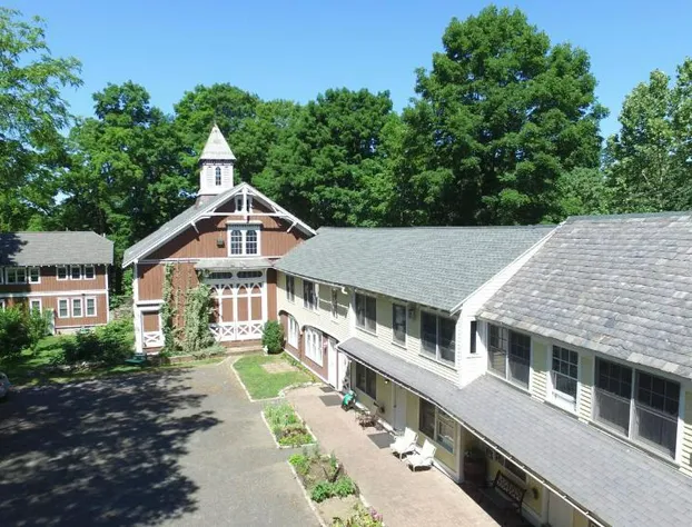 Black Walnut Inn hotel detail image 1