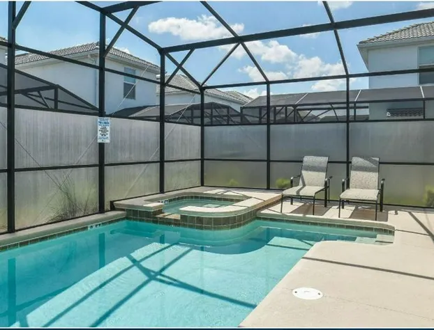 Six Bedroom Home Free Resort Access hotel detail image 1