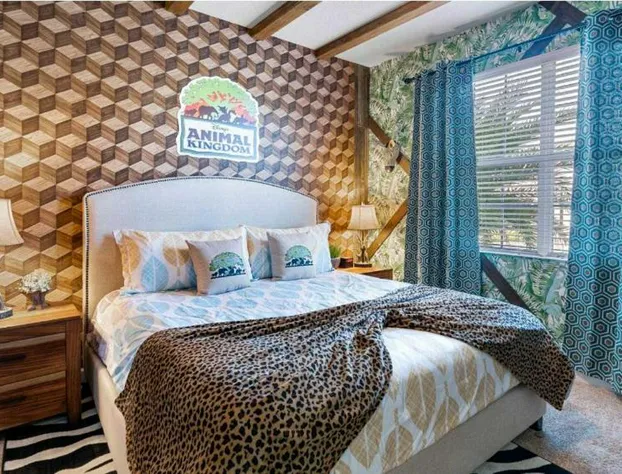 Six Bedroom Home Free Resort Access hotel detail image 4