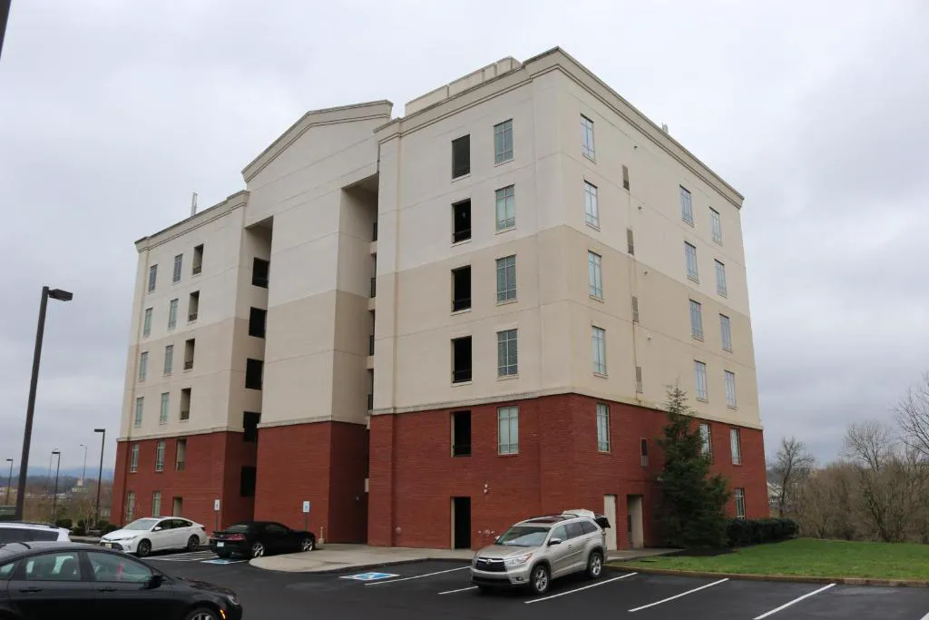 River Crossing Resort hotel hero