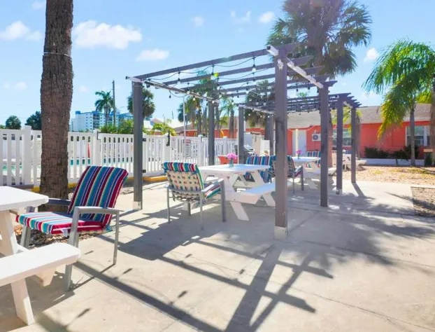 Bella Sirena Inn hotel detail image 3